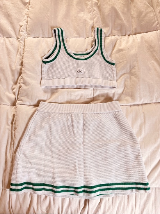 ALO Yoga Dresses & Skirts - ALO Yoga White Knit Tennis Crop & Skirt Set with Subtle Green Trim